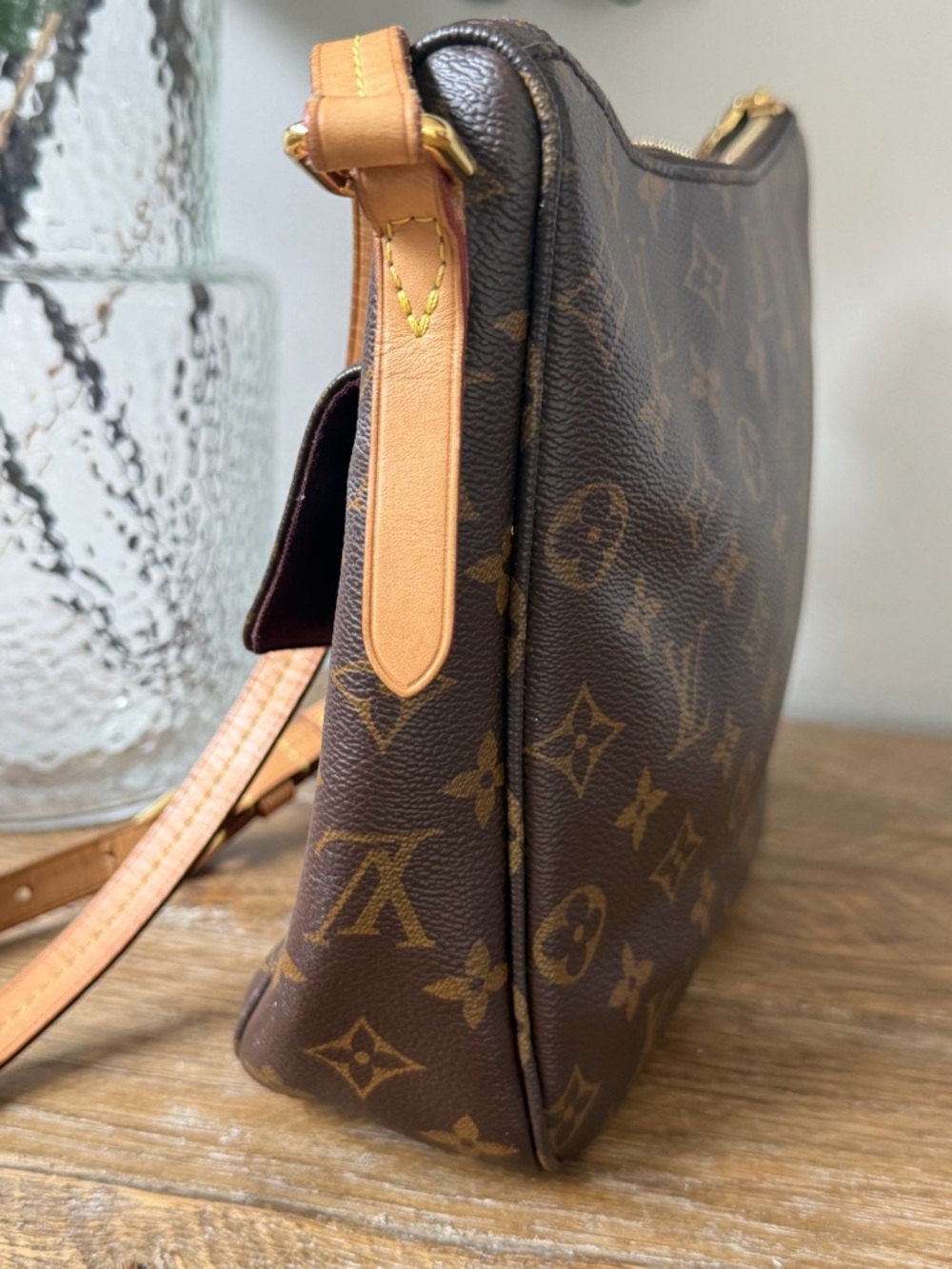 Authentic Louis Vuitton Mabillon Monogram Crossbody - Picture 10 of 15